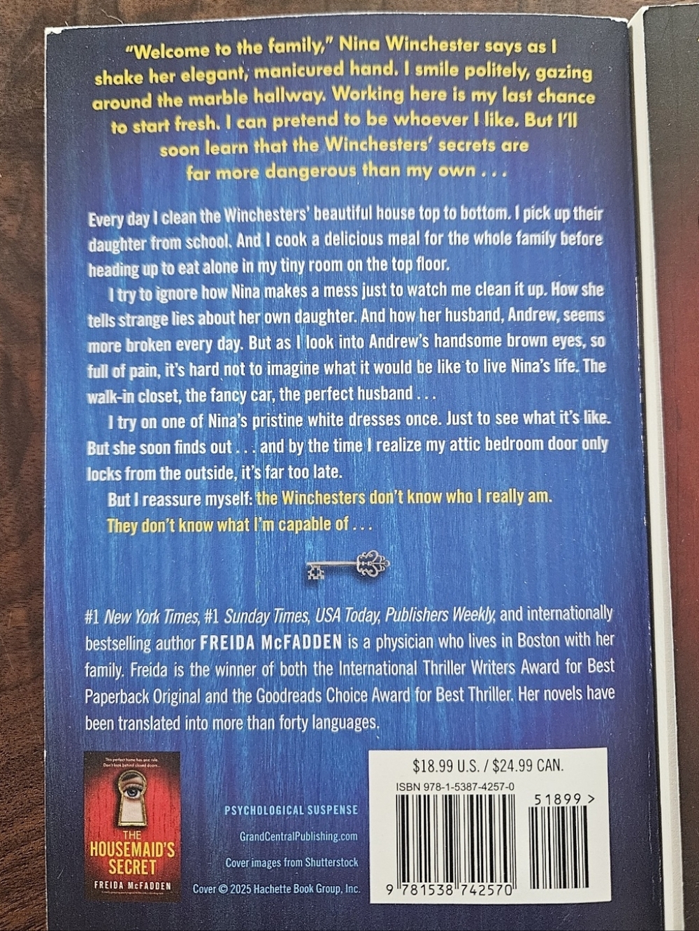 The Housemaid - Freida McFadden Thriller Book Set - Read Once - Picture 2 of 4
